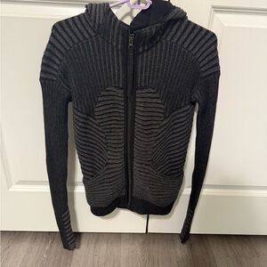 Lululemon Hooded Sweater size 8